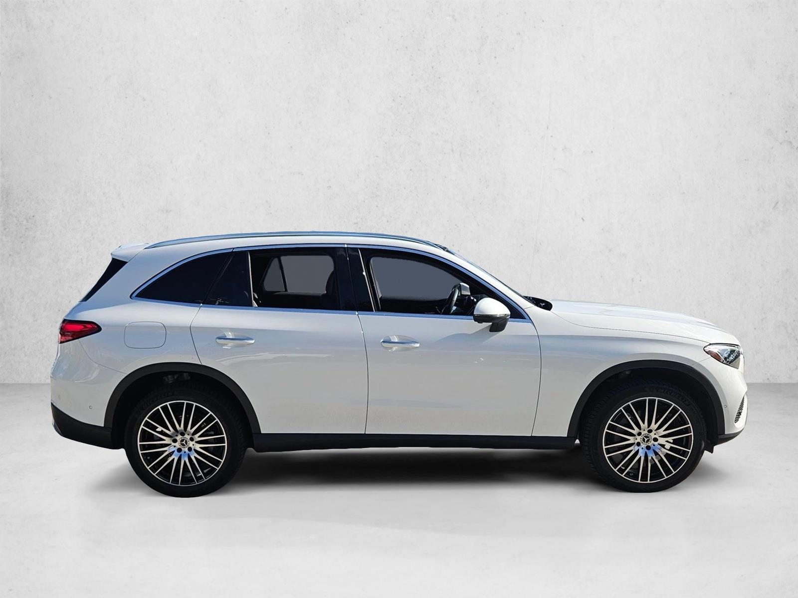2026 Mercedes-Benz GLC Base - Photo 5