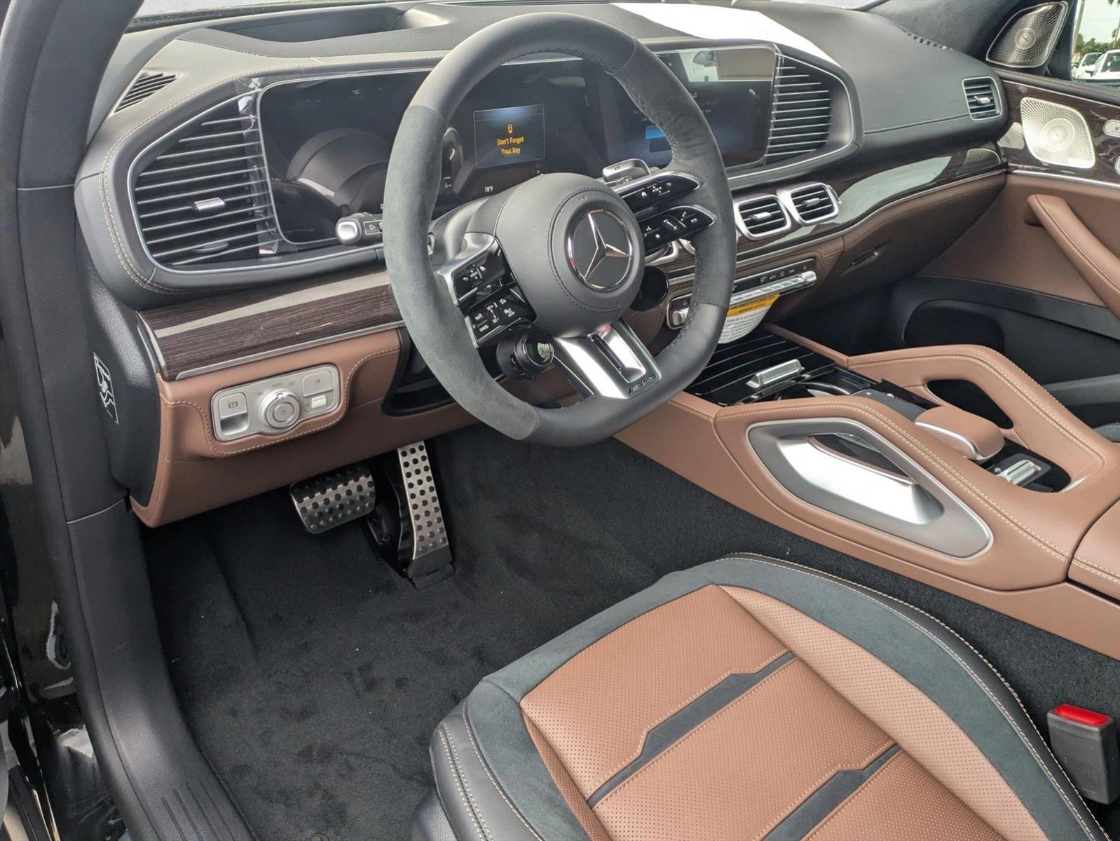 2026 Mercedes Benz GLS AMG 63 4MATIC photo 3