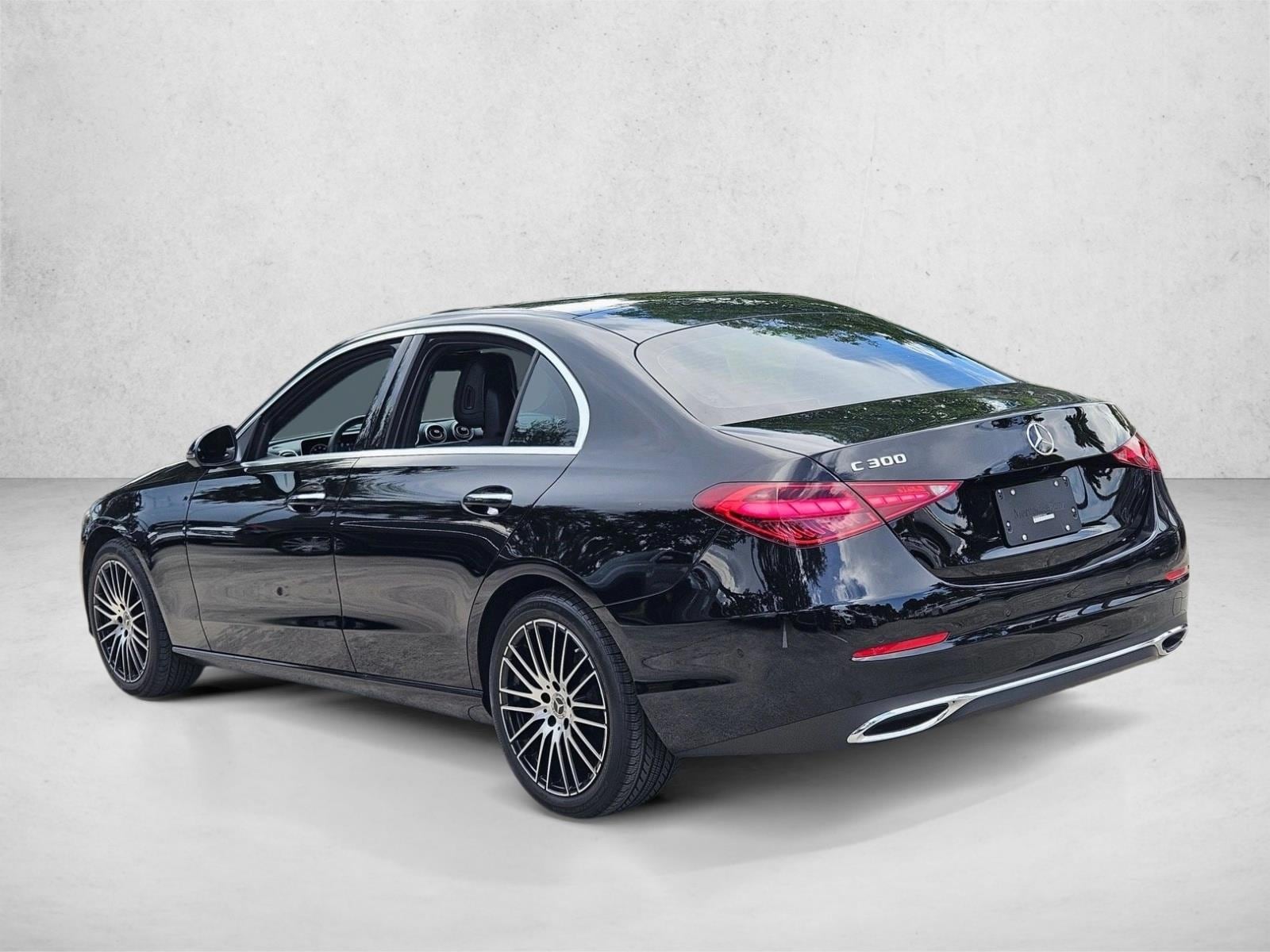 2026 Mercedes-Benz C-Class Sedan C 300 - Photo 8