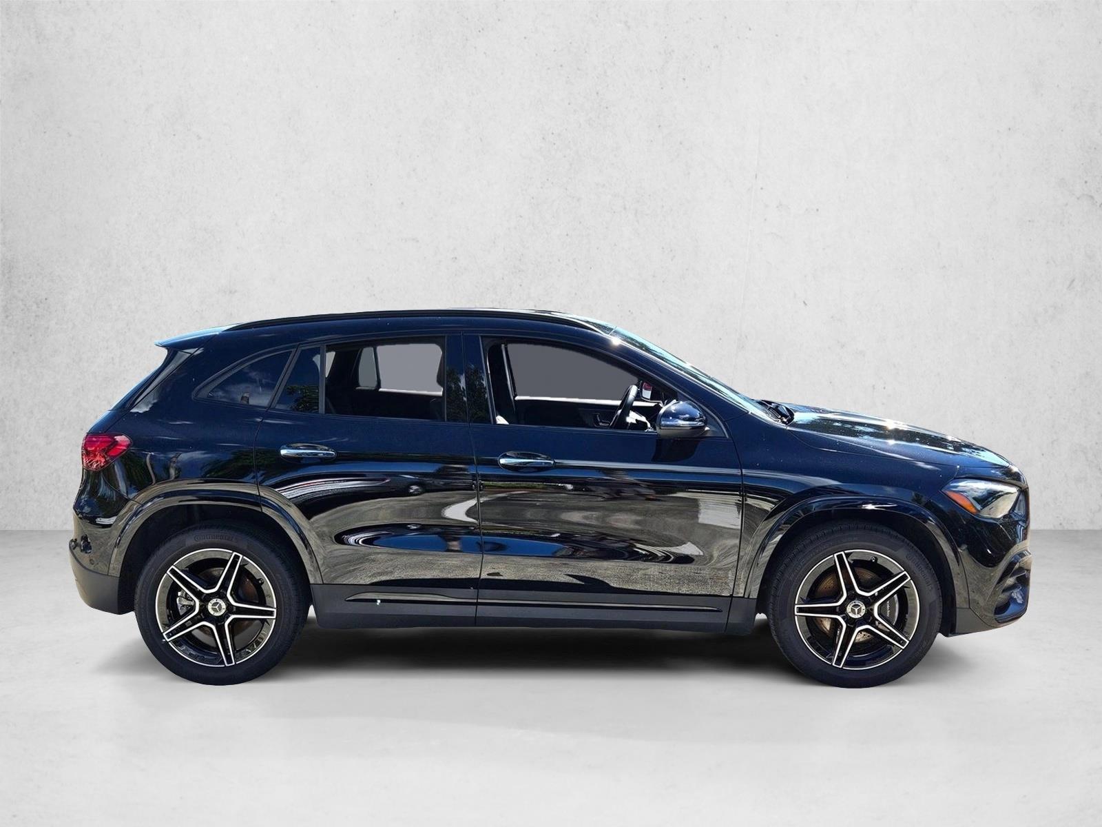 2025 Mercedes Benz GLA 250 photo 4