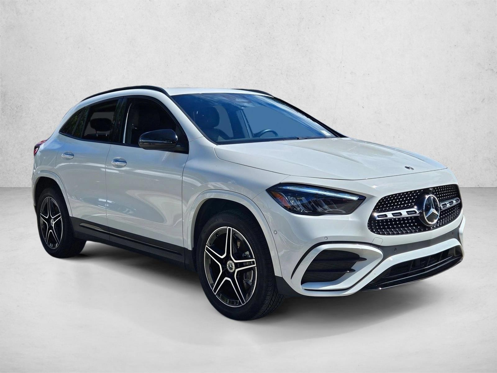 2025 Mercedes Benz GLA 250 photo 2