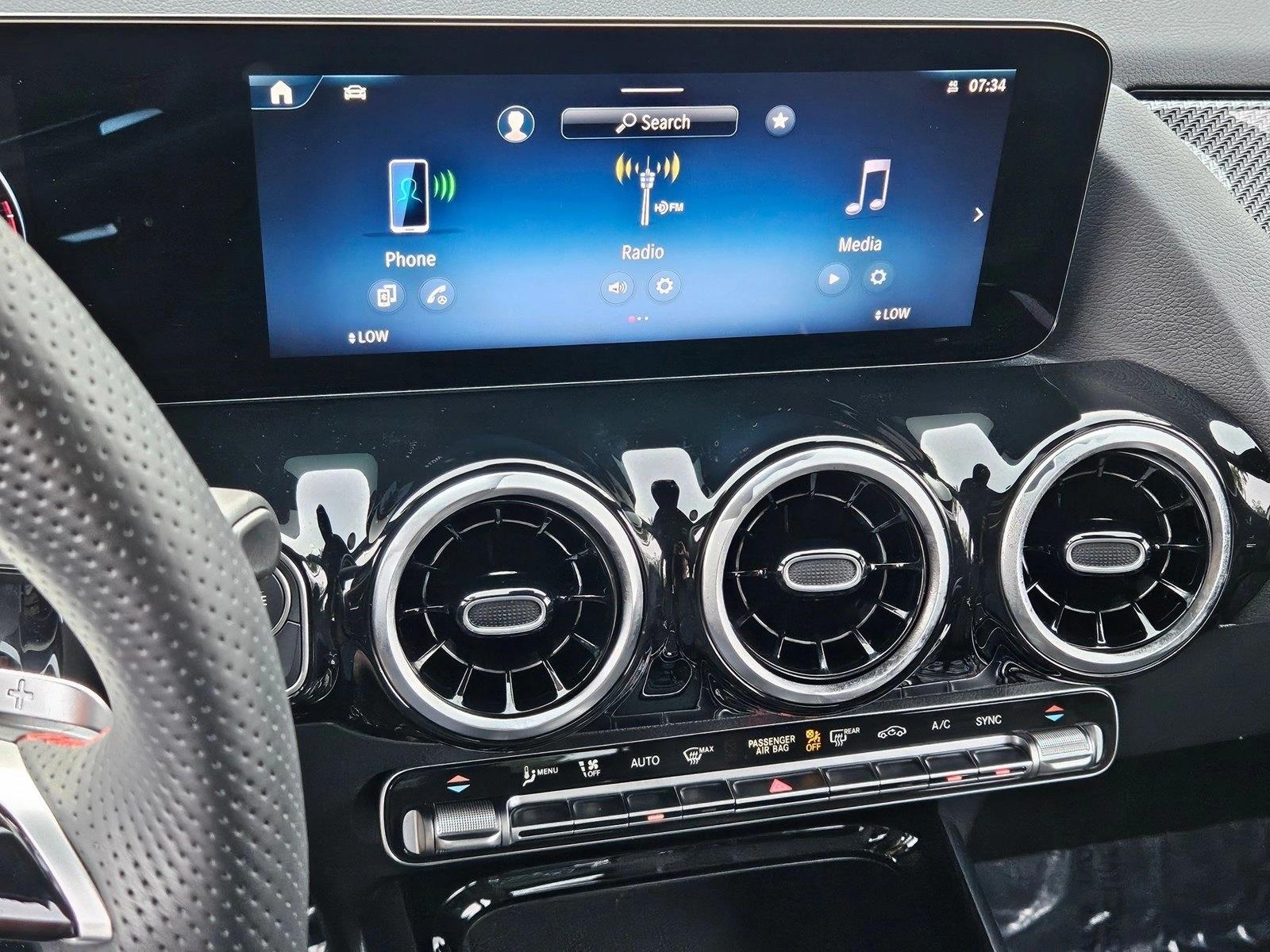 2026 Mercedes-Benz GLA GLA 250 - Photo 14