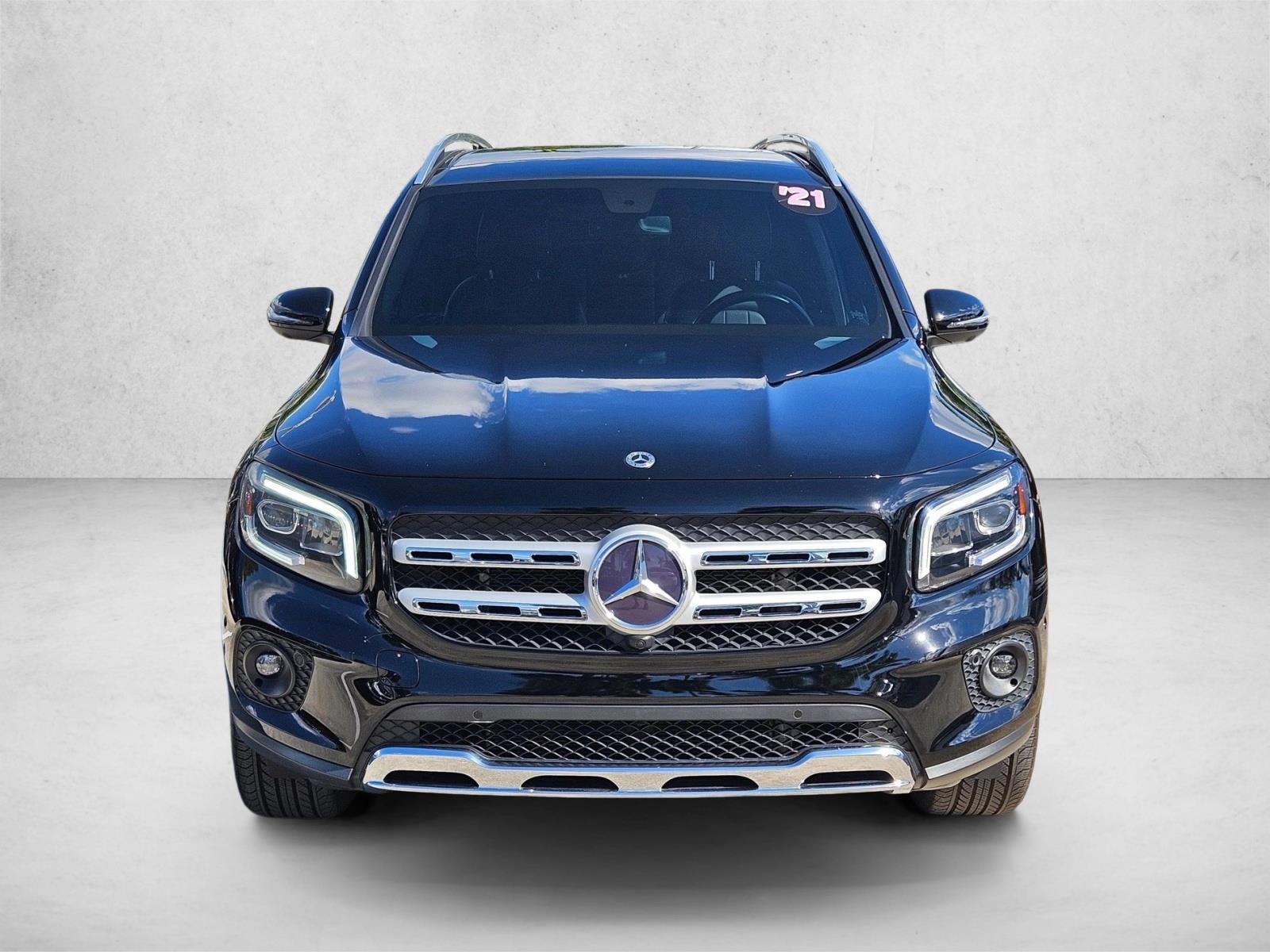 2021 Mercedes Benz GLB 250 photo 2