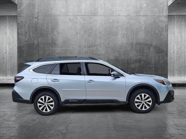 2021 Subaru Outback Premium photo 2