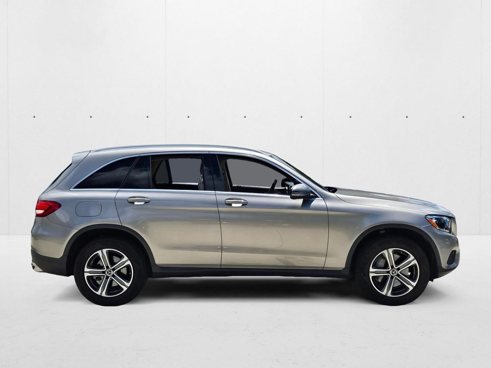 2019 Mercedes Benz GLC 300 photo 4