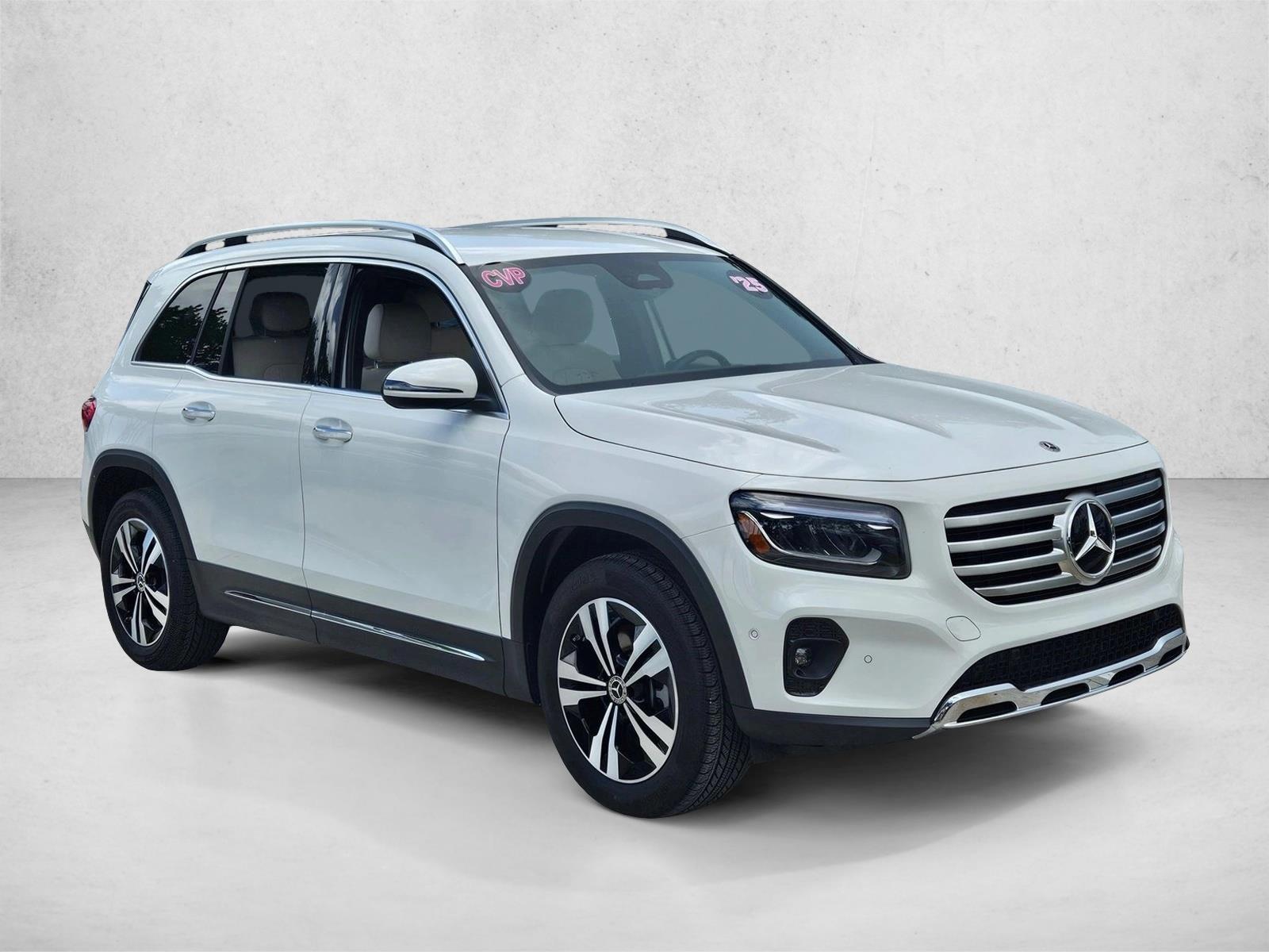2025 Mercedes Benz GLB 250 photo 3