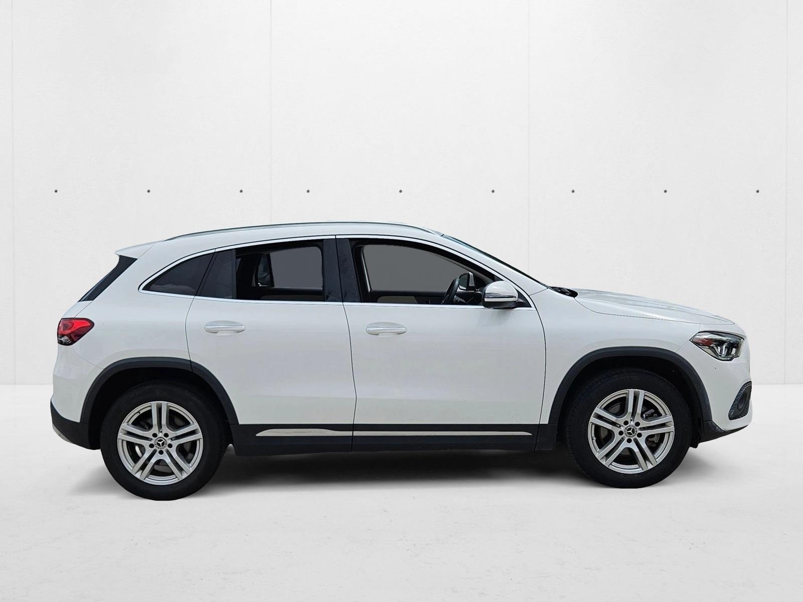 2023 Mercedes Benz GLA 250 photo 2