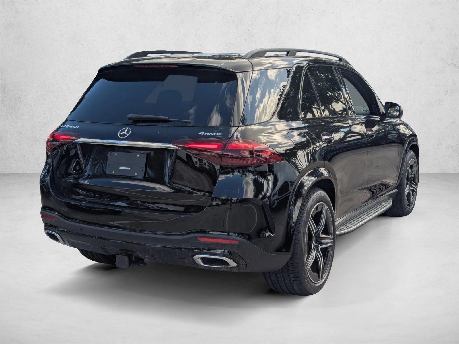 2026 Mercedes Benz GLE 450 4MATIC photo 2