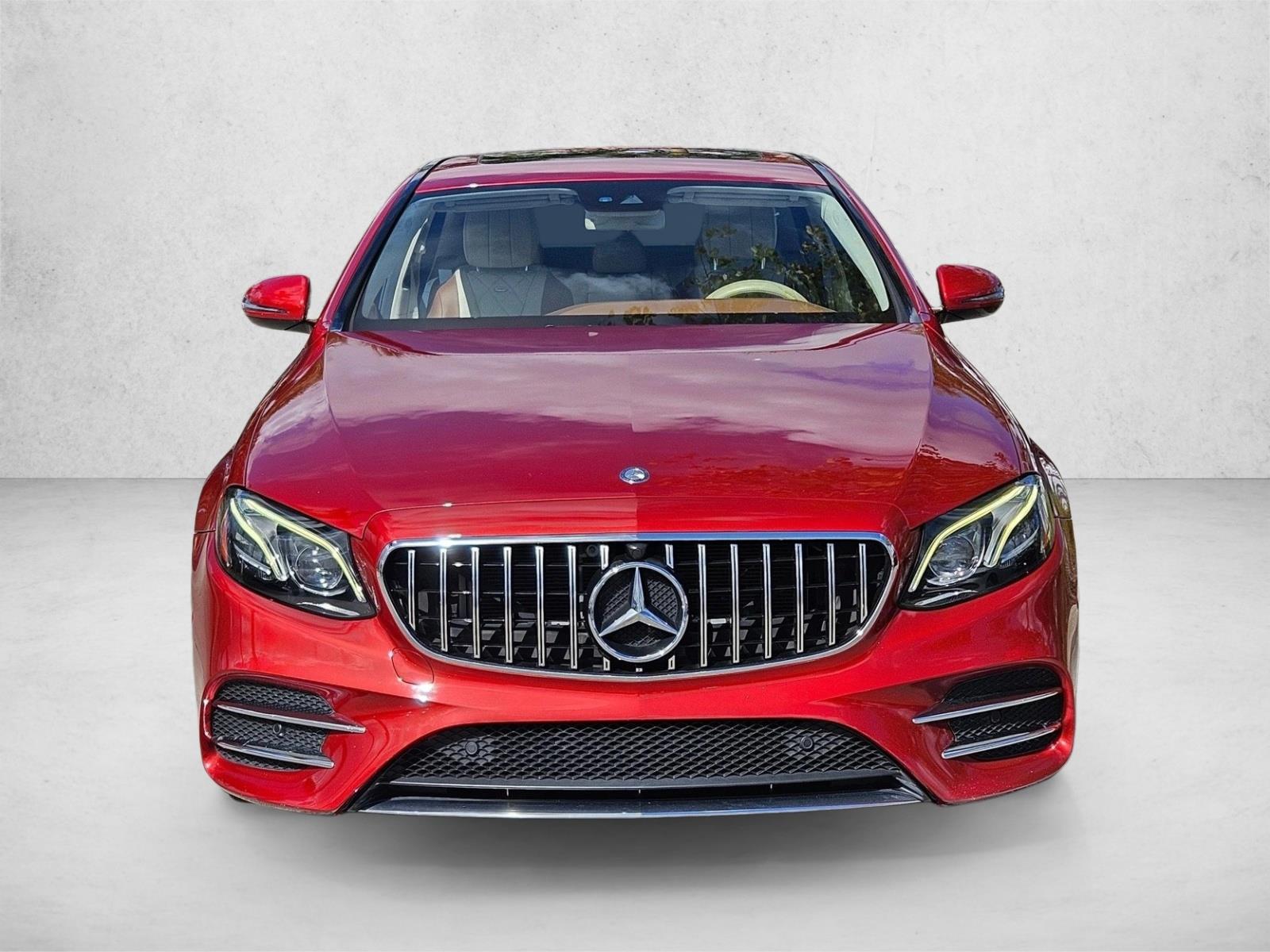 2017 Mercedes Benz E 300 Sedan photo 2