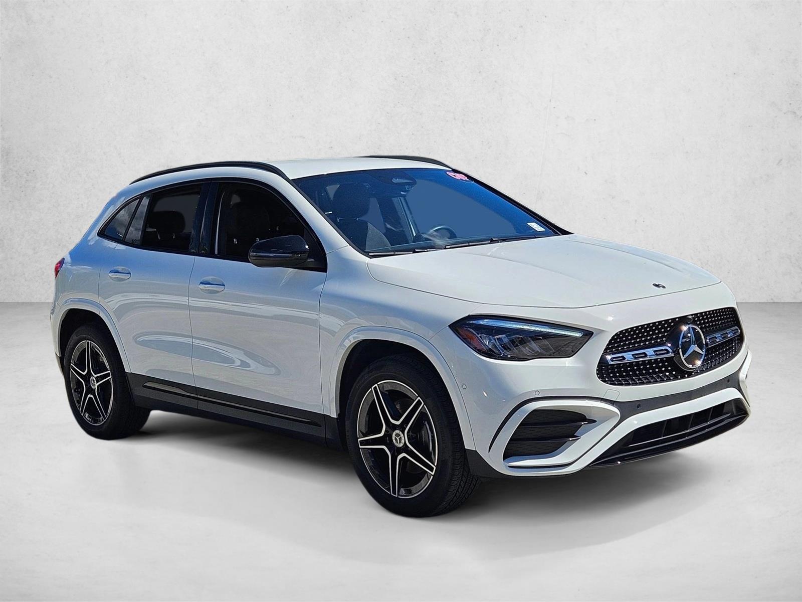 2025 Mercedes Benz GLA 250 photo 3