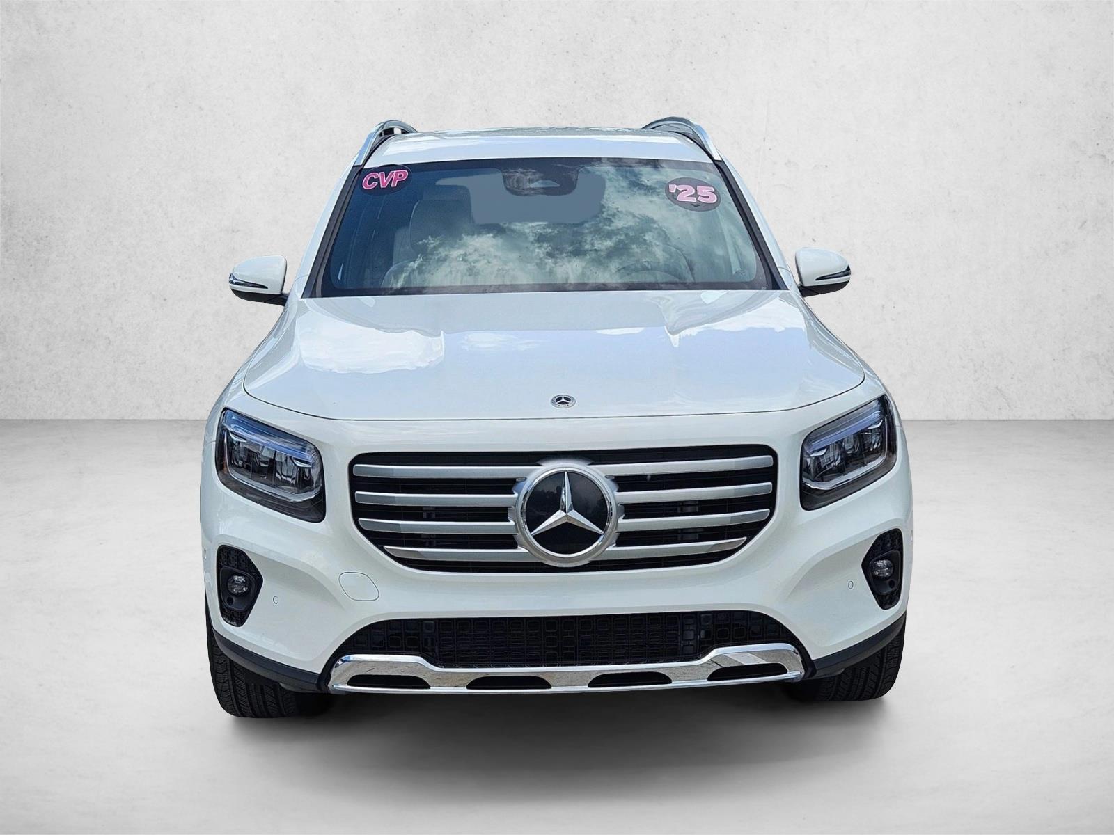 2025 Mercedes Benz GLB 250 photo 2