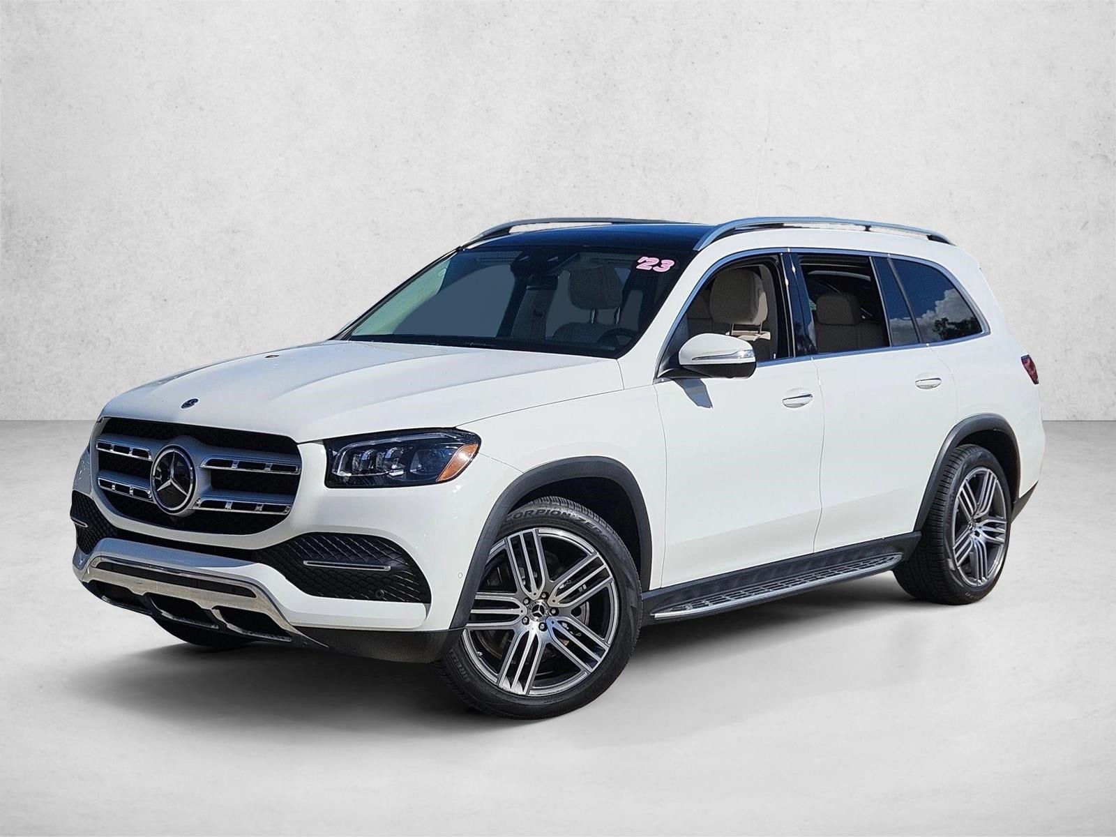 2023 Mercedes-Benz GLS Base's photo