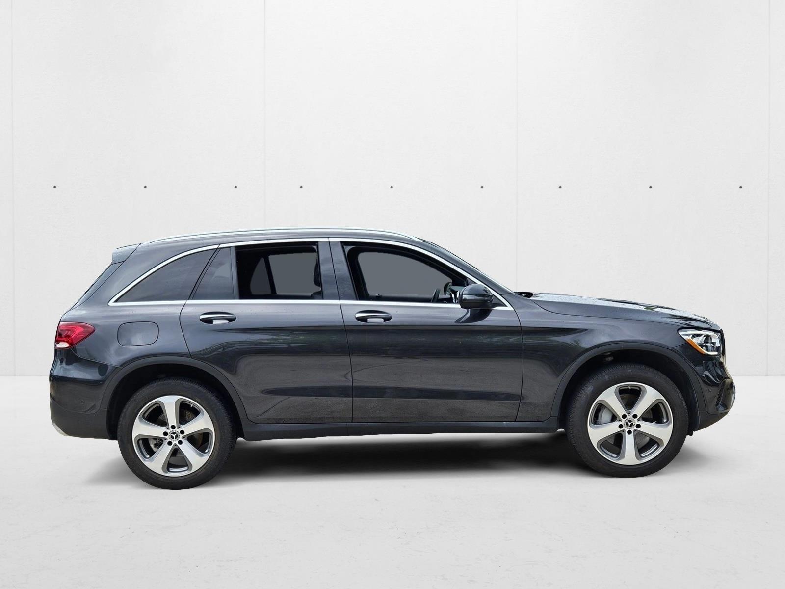 2022 Mercedes Benz GLC 300 4MATIC photo 4