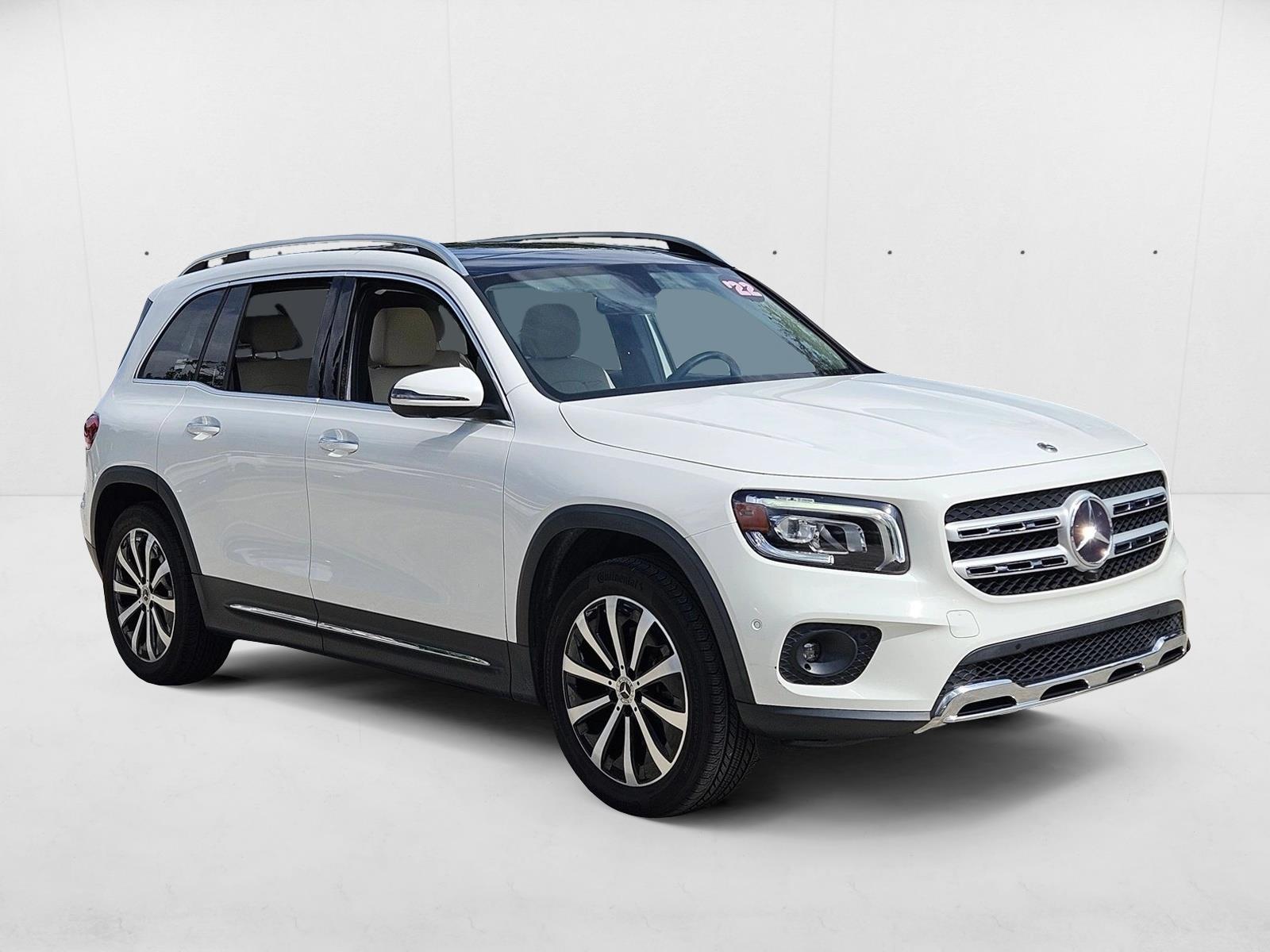 2022 Mercedes Benz GLB 250 photo 3