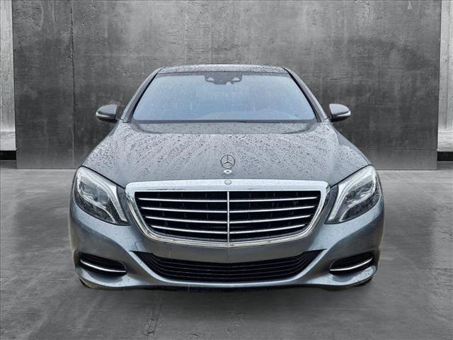 2017 Mercedes Benz S Maybach 550 photo 2