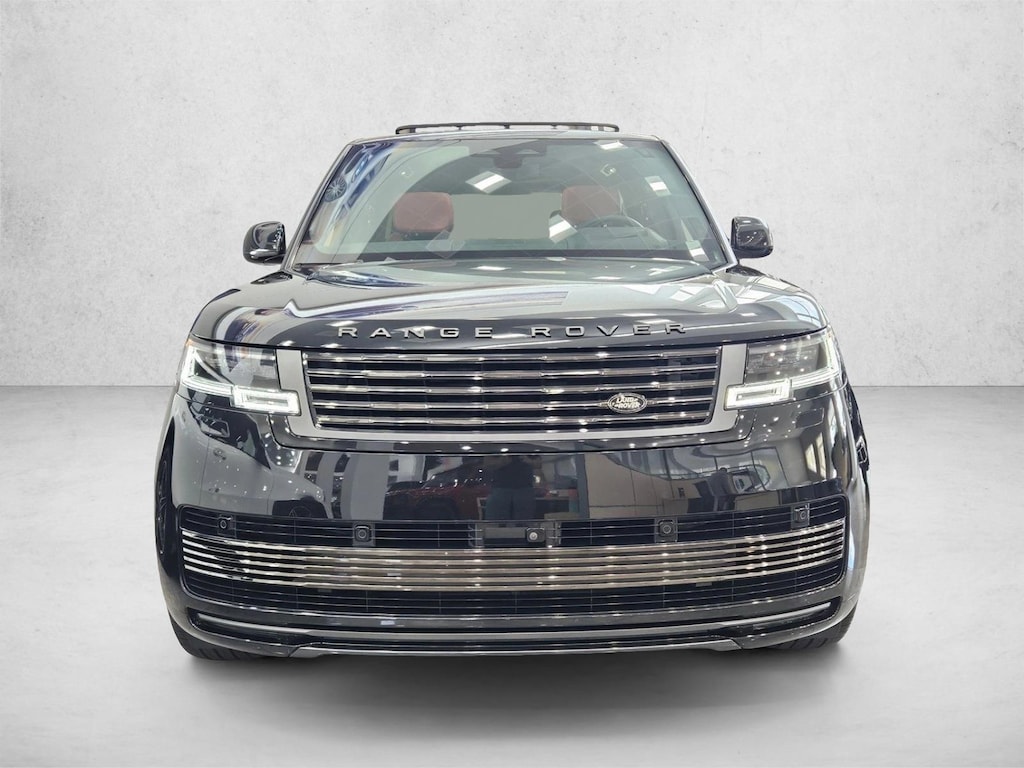 Used 2025 Land Rover Range Rover P615 SV SUV