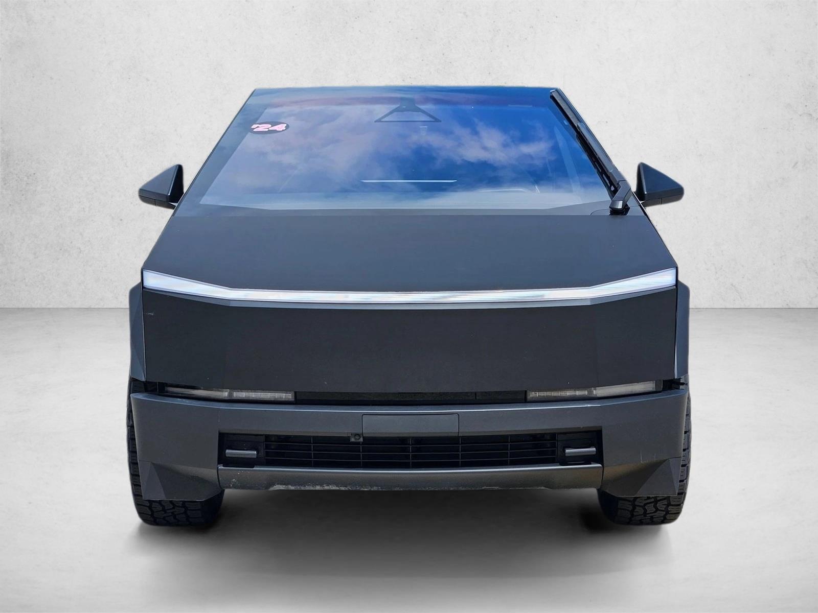 Used 2024 Tesla Cybertruck Base with VIN 7G2CEHED9RA051675 for sale in Pembroke Pines, FL