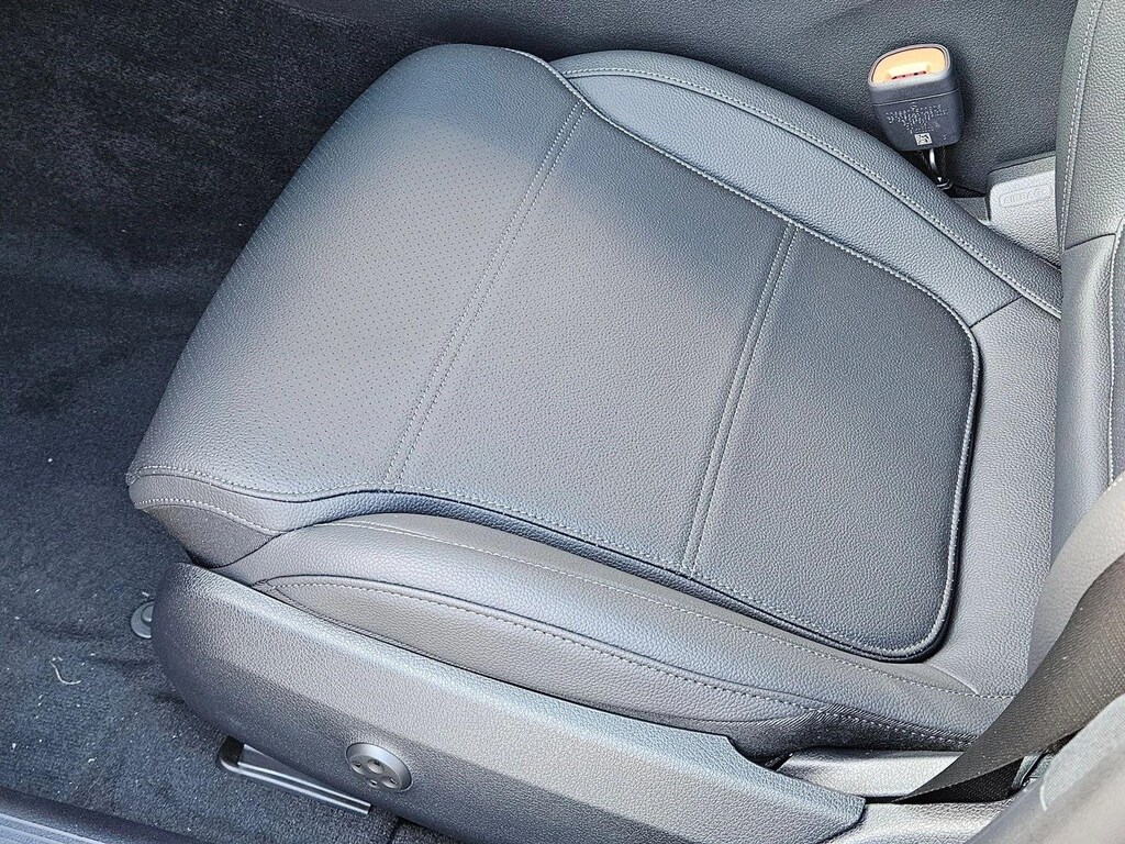 New 2026 Mercedes-Benz C-Class C 300 Sedan Sedan