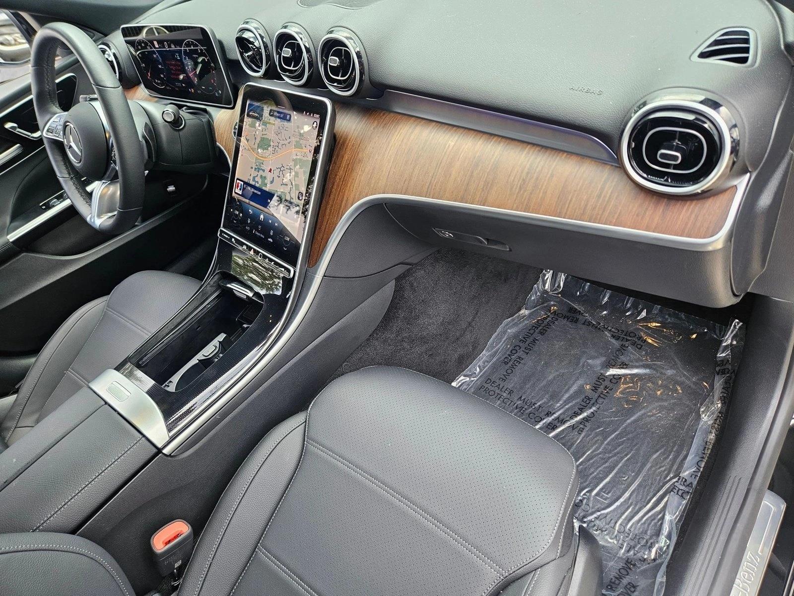 2026 Mercedes-Benz C-Class Sedan C 300 - Photo 21