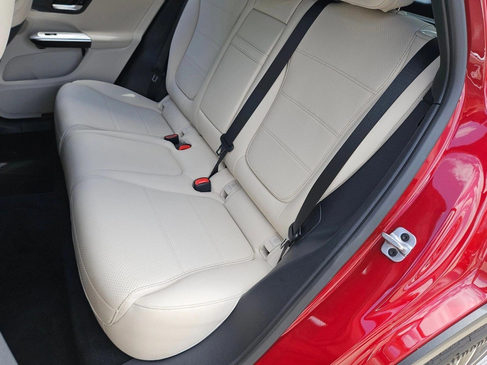 2026 Mercedes-Benz GLC Base - Photo 17