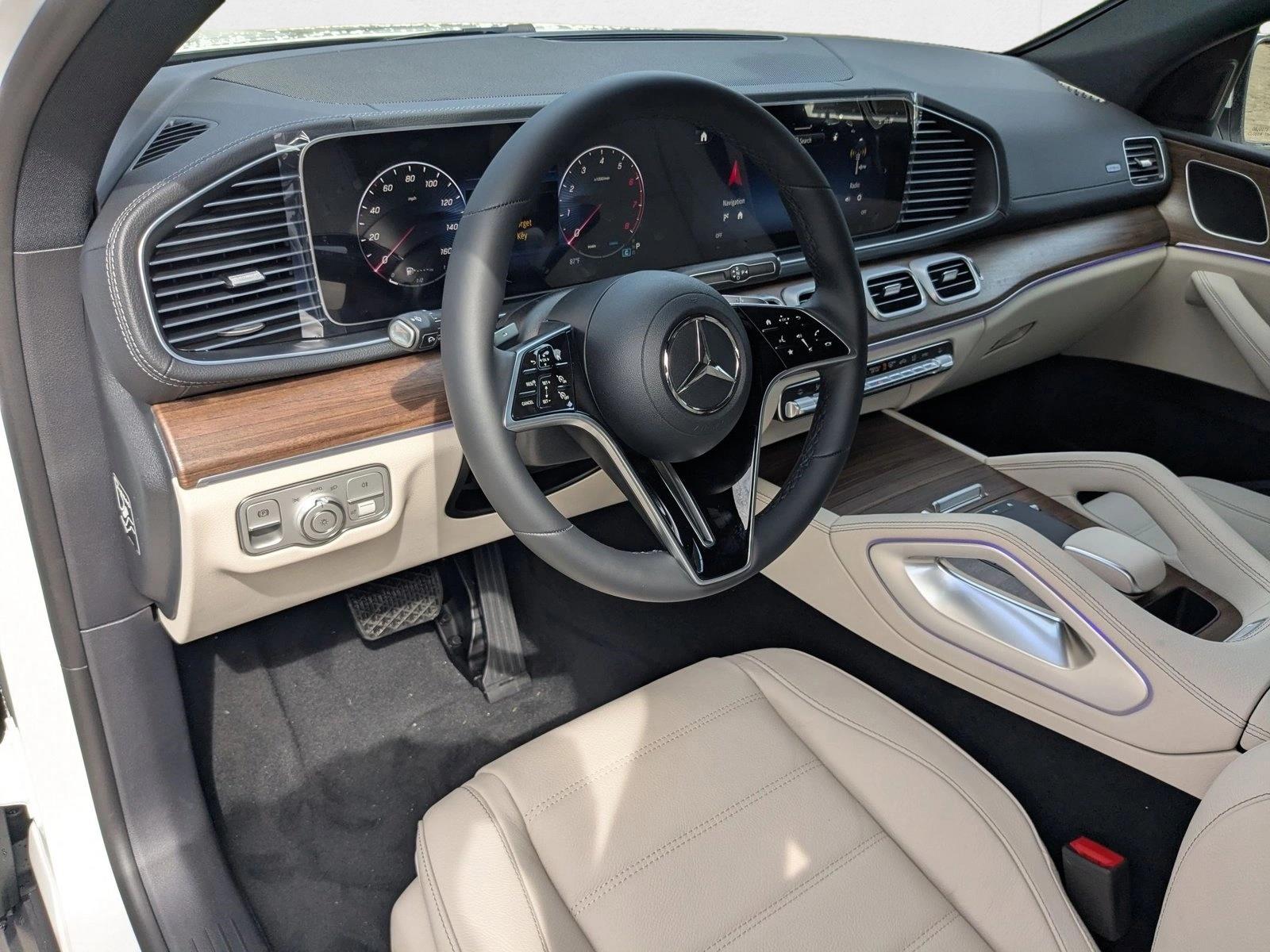 2026 Mercedes Benz GLE 450 4MATIC photo 3