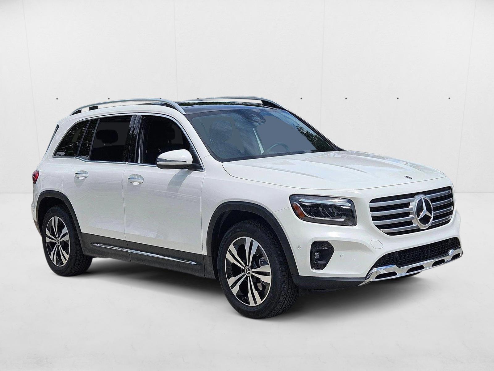 2025 Mercedes Benz GLB 250 photo 3