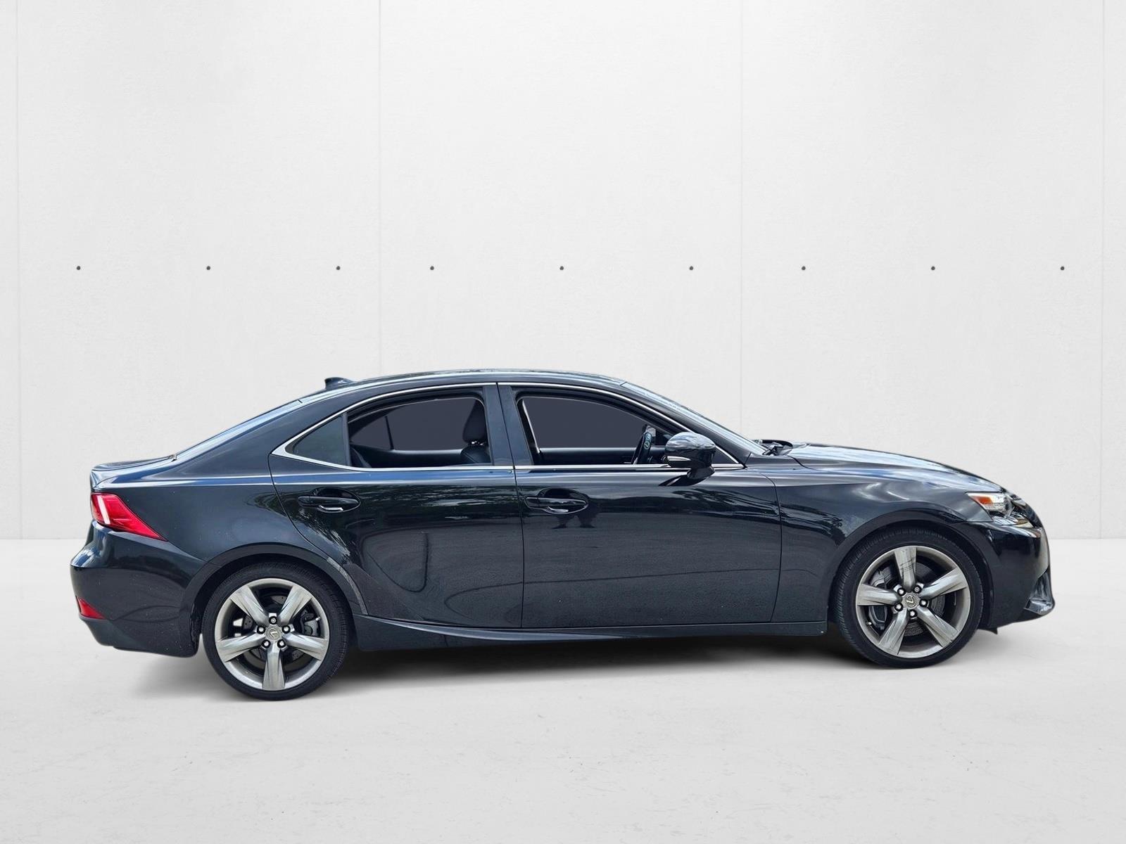 2014 Lexus IS 350 F SPORT photo 2