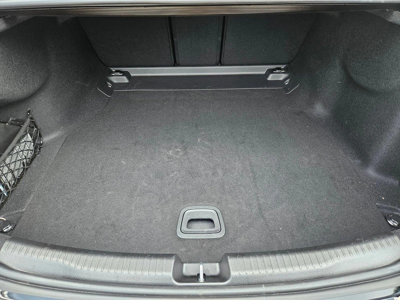 2026 Mercedes-Benz C-Class Sedan C 300 - Photo 6