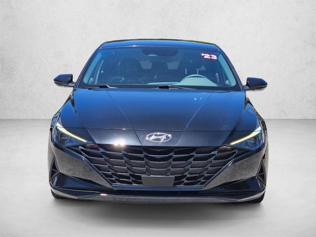 Used 2023 Hyundai Elantra SEL Sedan
