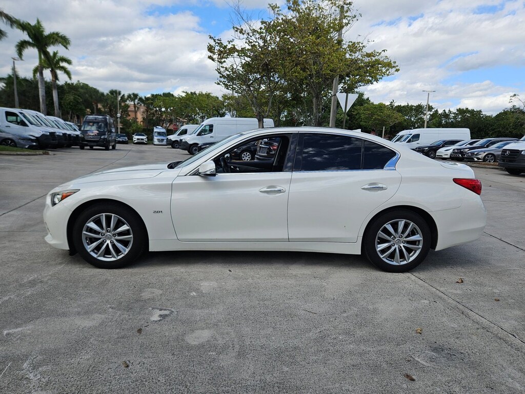 Used 2016 INFINITI