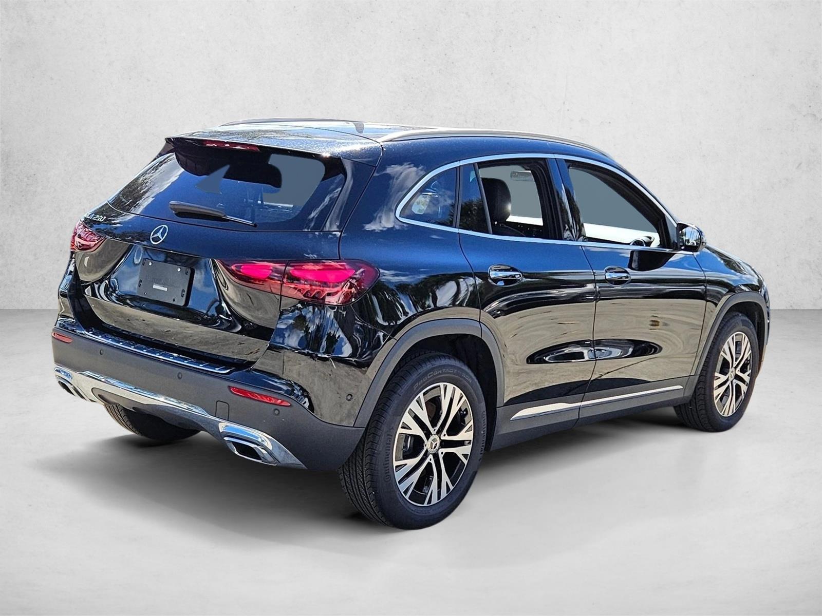 2025 Mercedes Benz GLA 250 photo 4