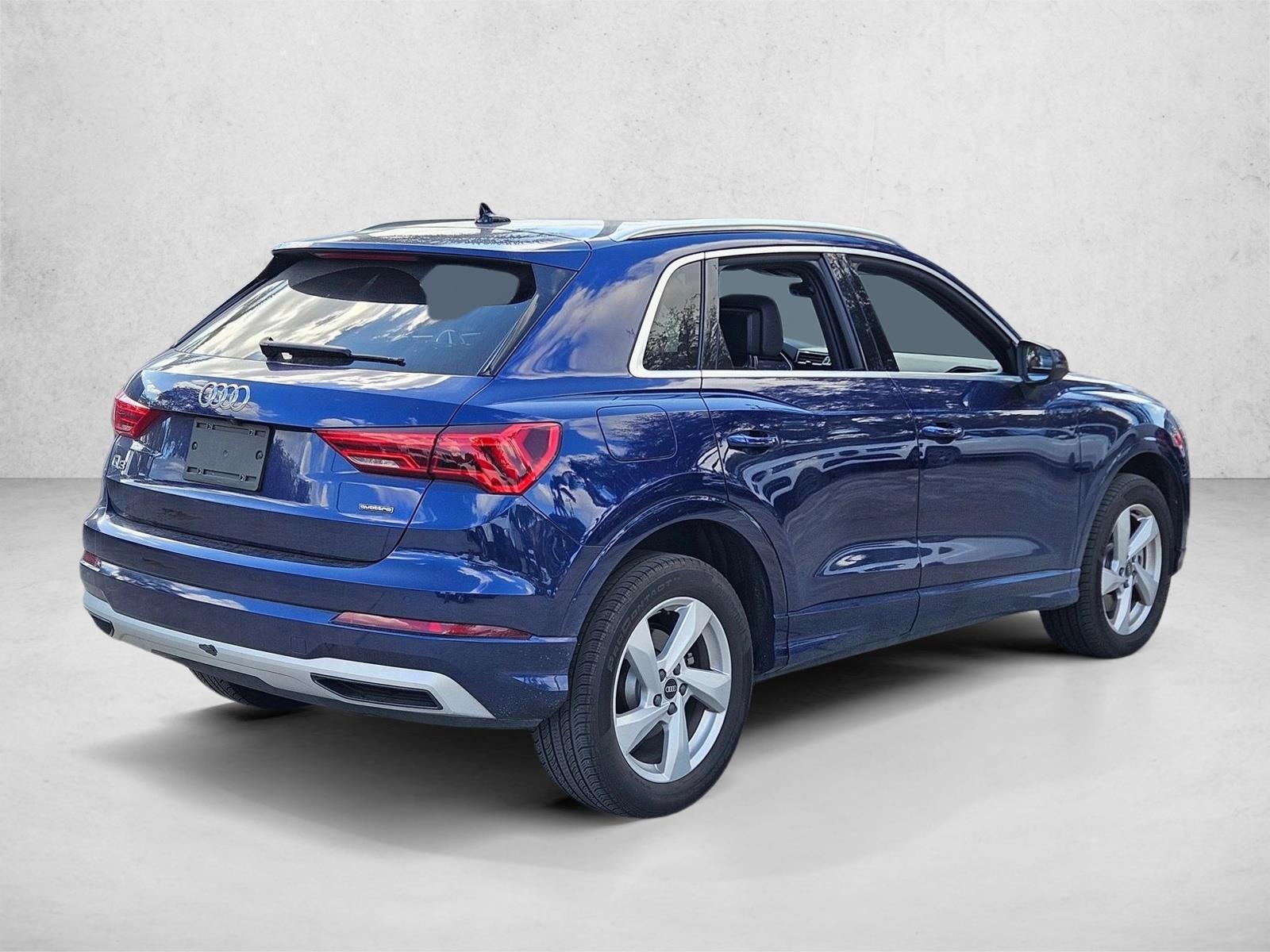 2021 Audi Q3 40 TFSI Premium photo 3