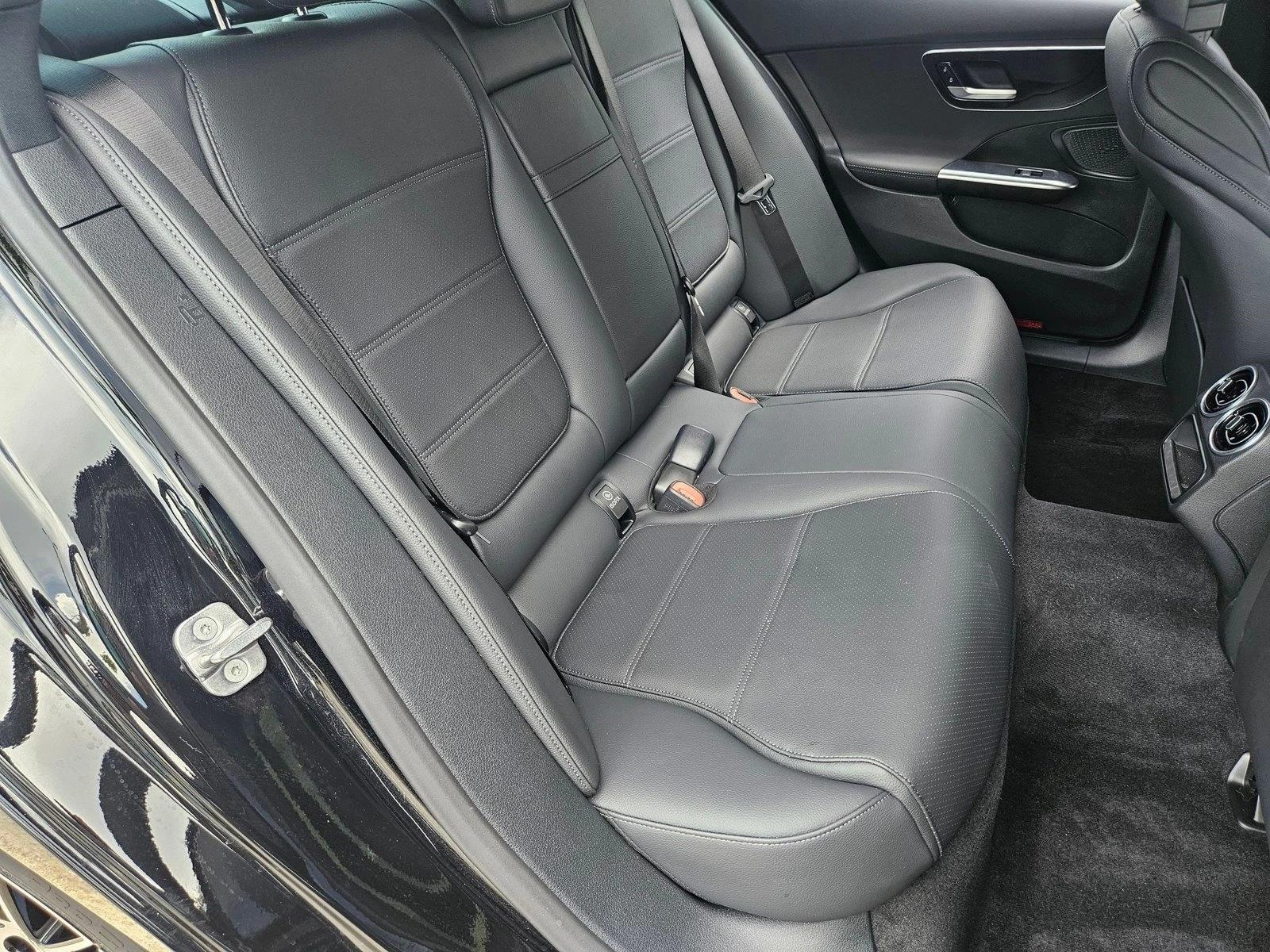 2026 Mercedes-Benz C-Class Sedan C 300 - Photo 19