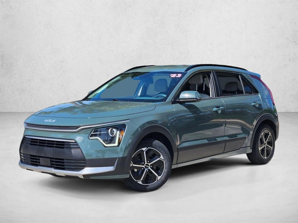 Used 2023 Kia Niro EX SUV