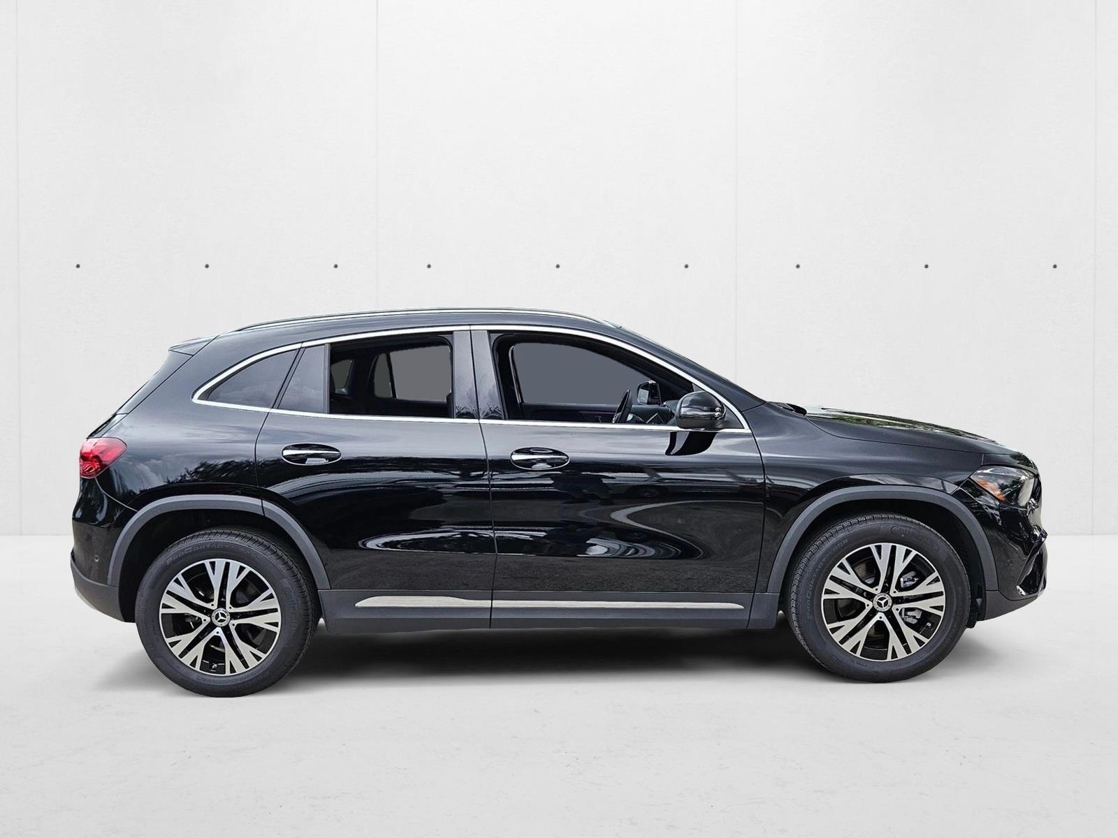 2025 Mercedes Benz GLA 250 photo 2