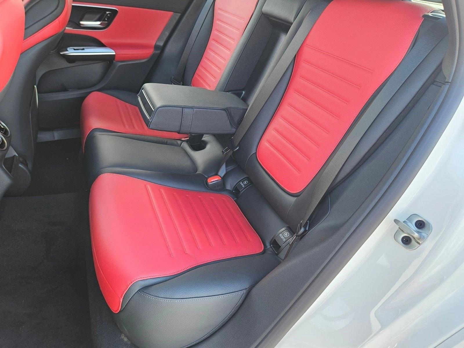 2026 Mercedes-Benz GLC AMG GLC43 - Photo 16