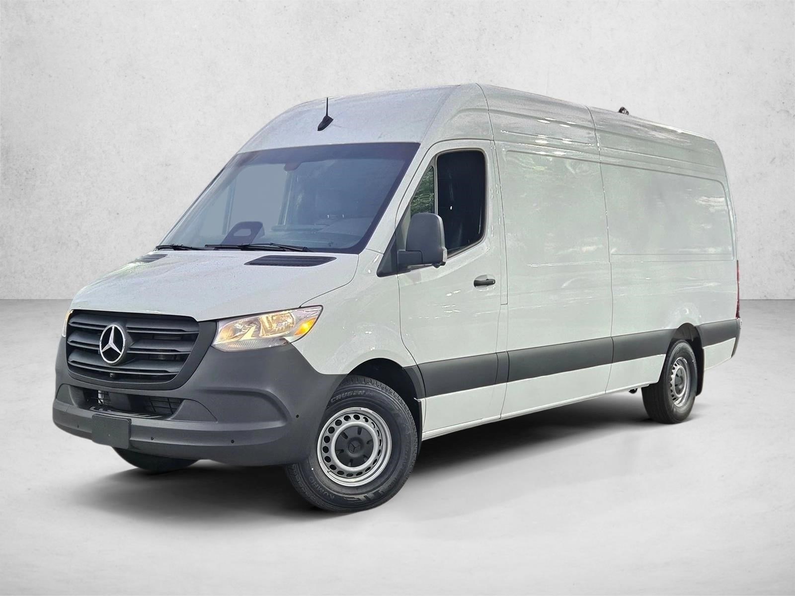 2026 Mercedes-Benz Sprinter Cargo Van Base's photo