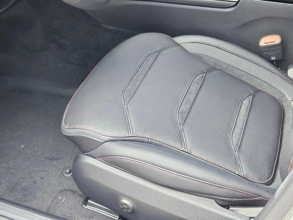 New 2026 Mercedes-Benz AMG C 43 AMG ® C 43 4MATIC ® Sedan Sedan