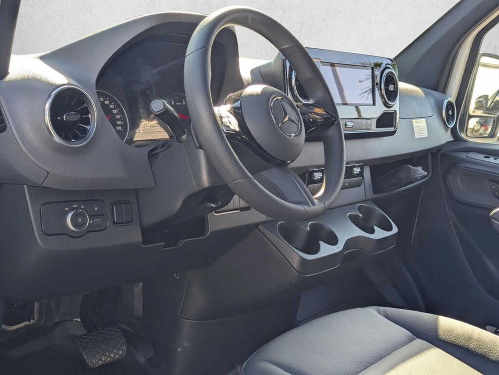 New 2026 Mercedes-Benz Sprinter Cargo Van 2500 Standard Roof I4 Diesel 144" RWD Van Cargo Van