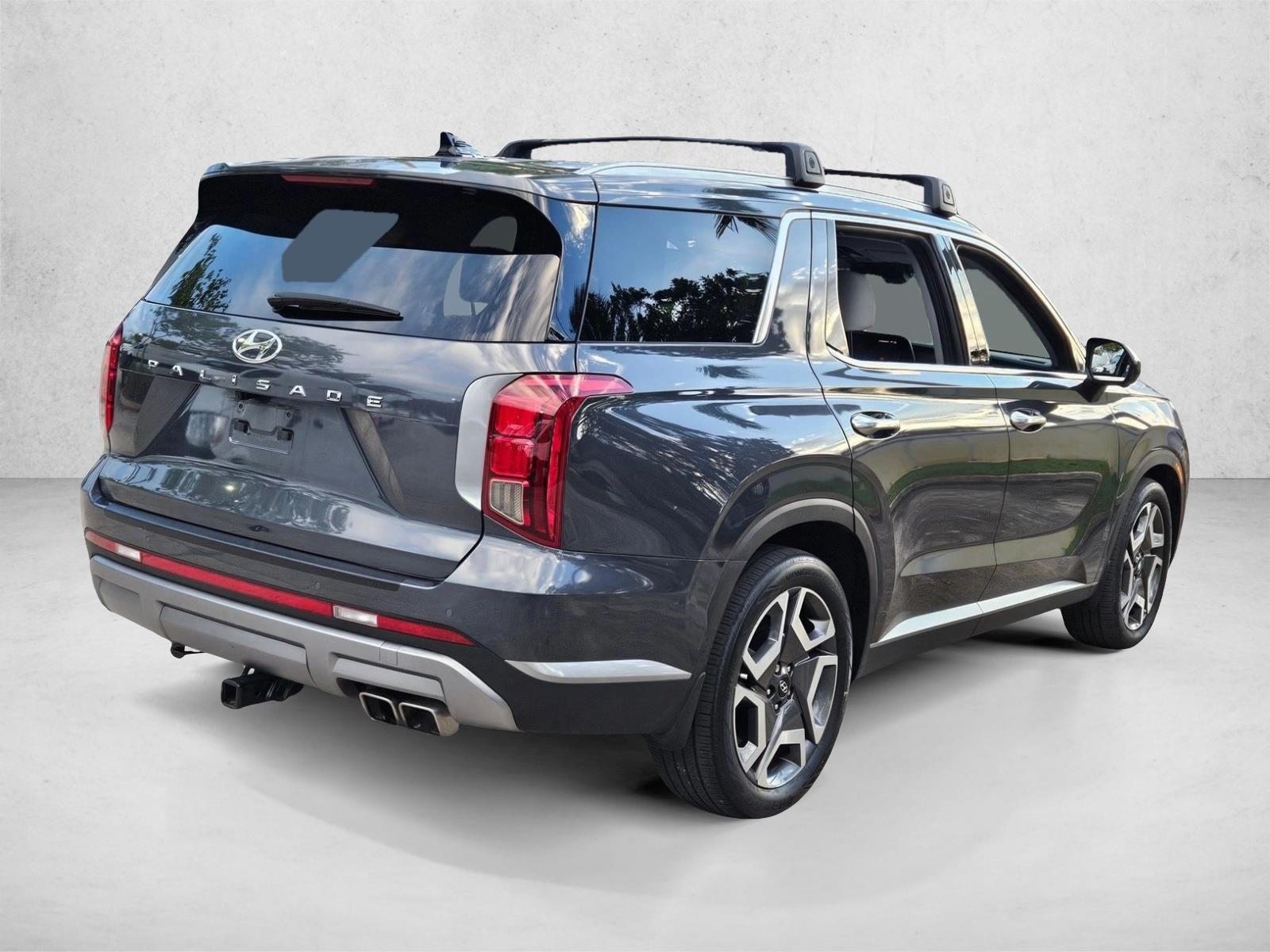 2024 Hyundai Palisade SEL photo 3