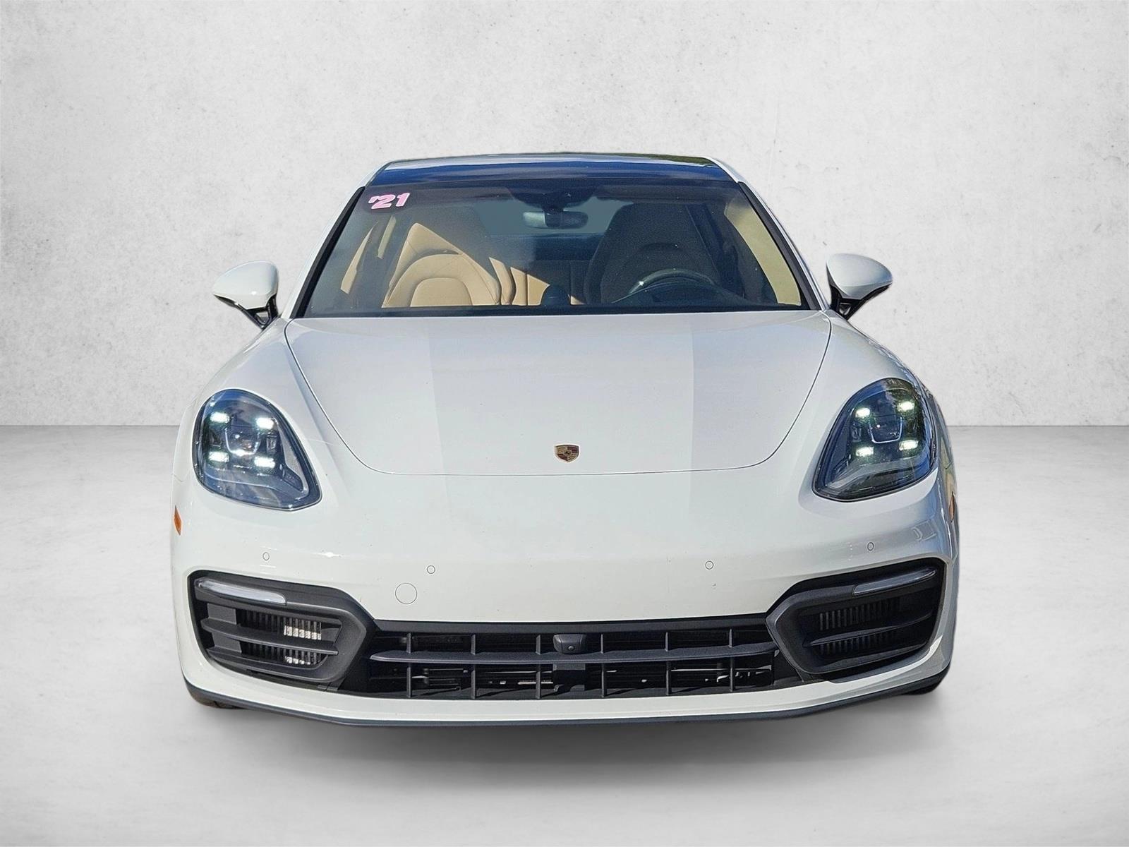 2021 Porsche Panamera 4 photo 2