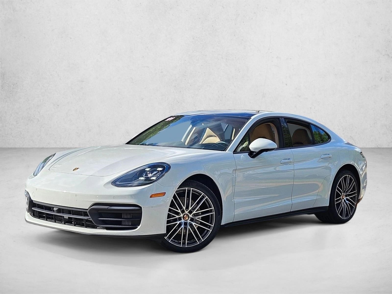 2021 Porsche Panamera Base's photo