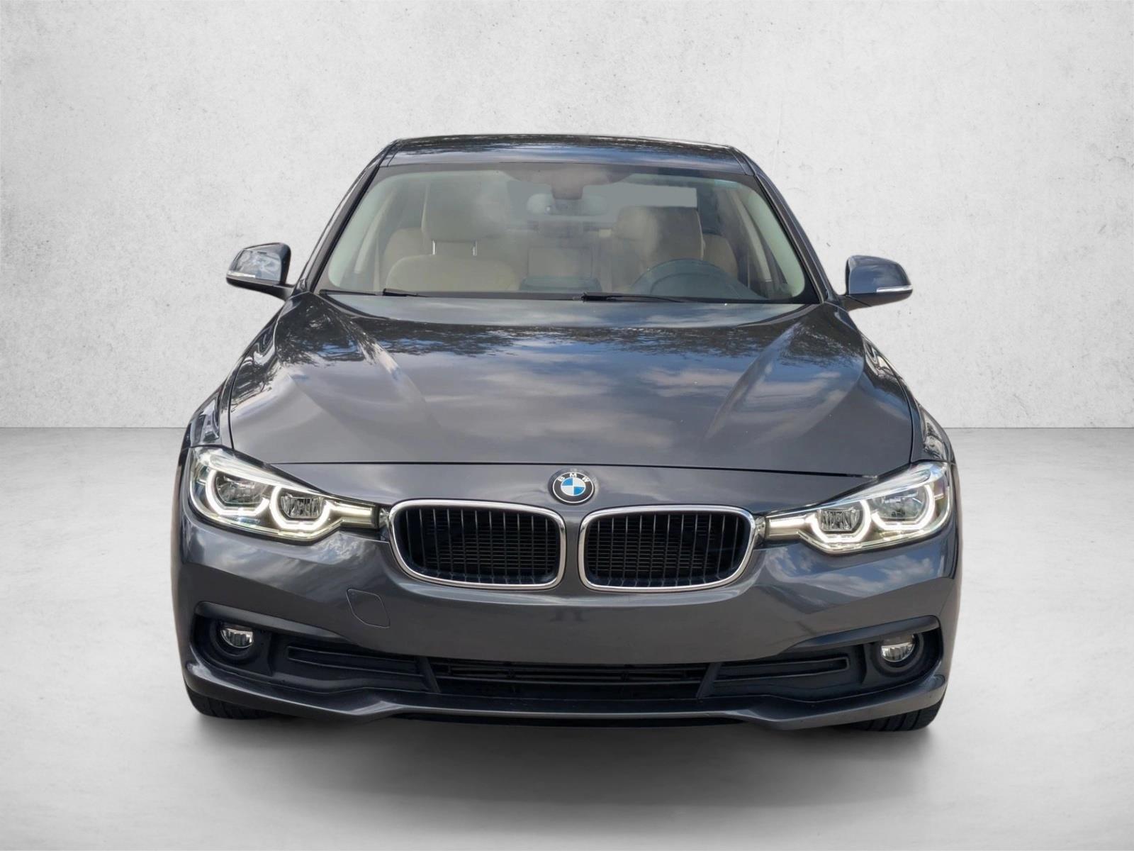 2018 Bmw 320i Sedan photo 2