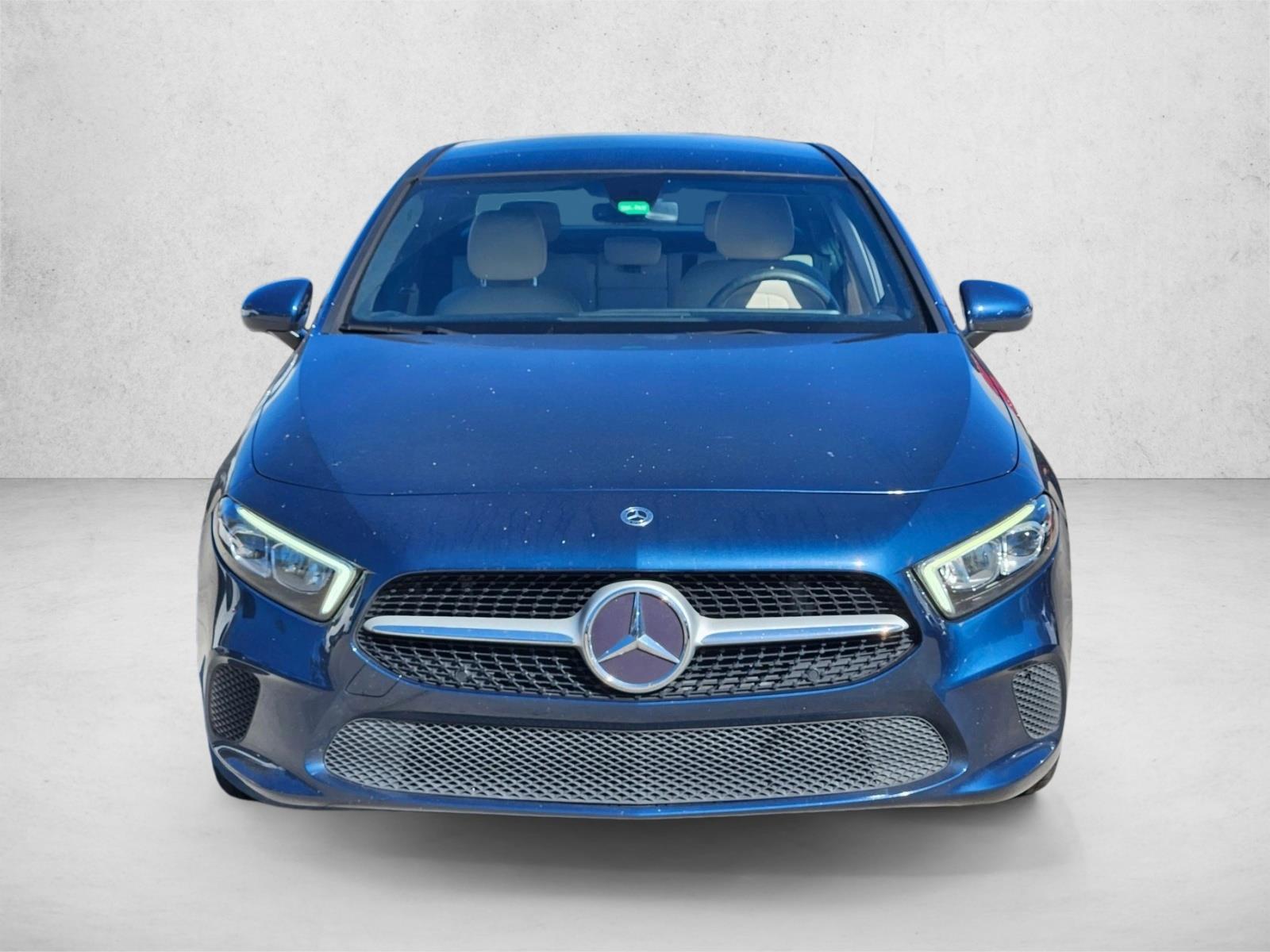 2020 Mercedes Benz A 220 photo 2