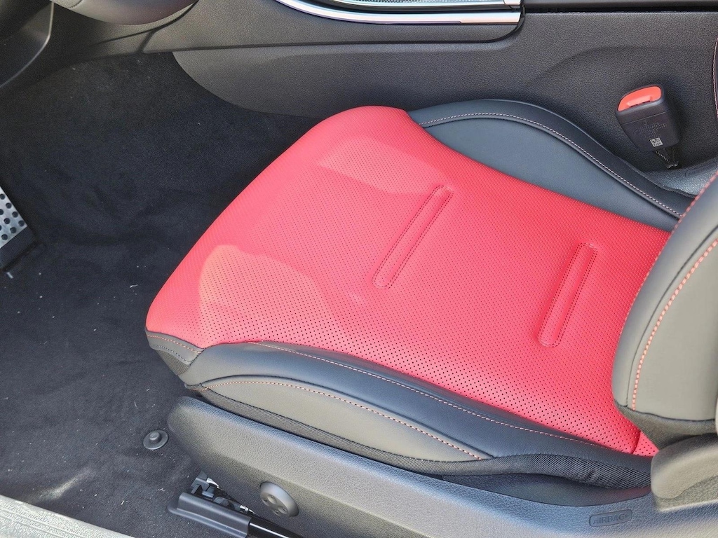 New 2026 Mercedes-Benz AMG CLE 53 AMG ® CLE 53 4MATIC+ ® Cabriolet Convertible