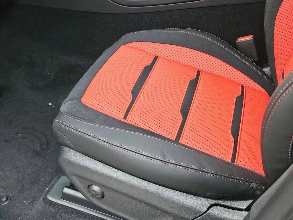 New 2026 Mercedes-Benz AMG GLE 53 AMG ® GLE 53 4MATIC+ ® SUV SUV