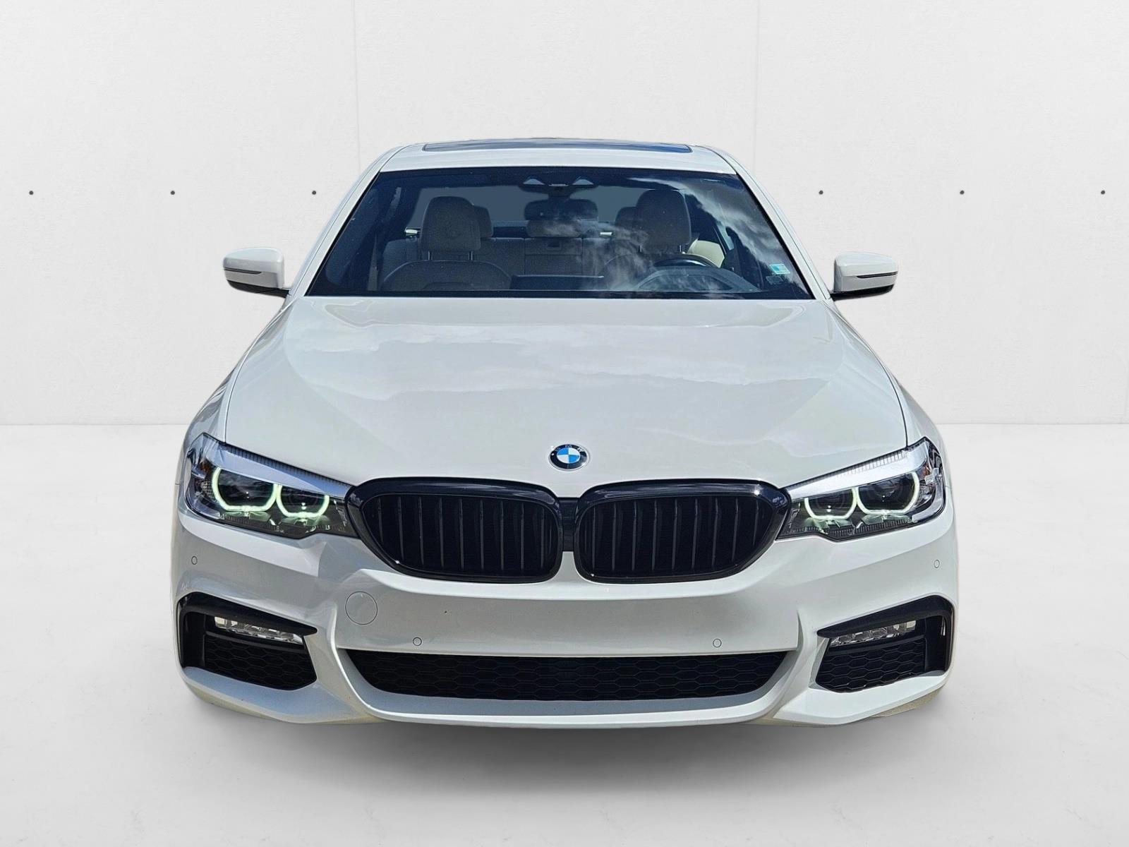 2018 Bmw 540i Sedan photo 2