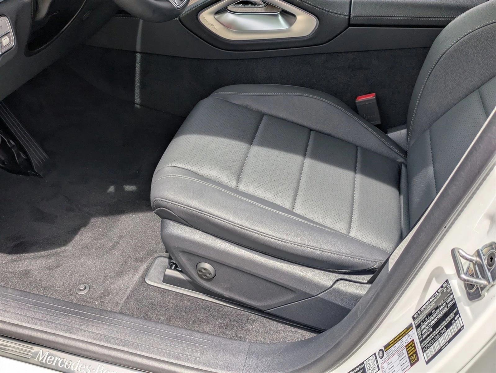 2026 Mercedes Benz GLE 350 photo 3