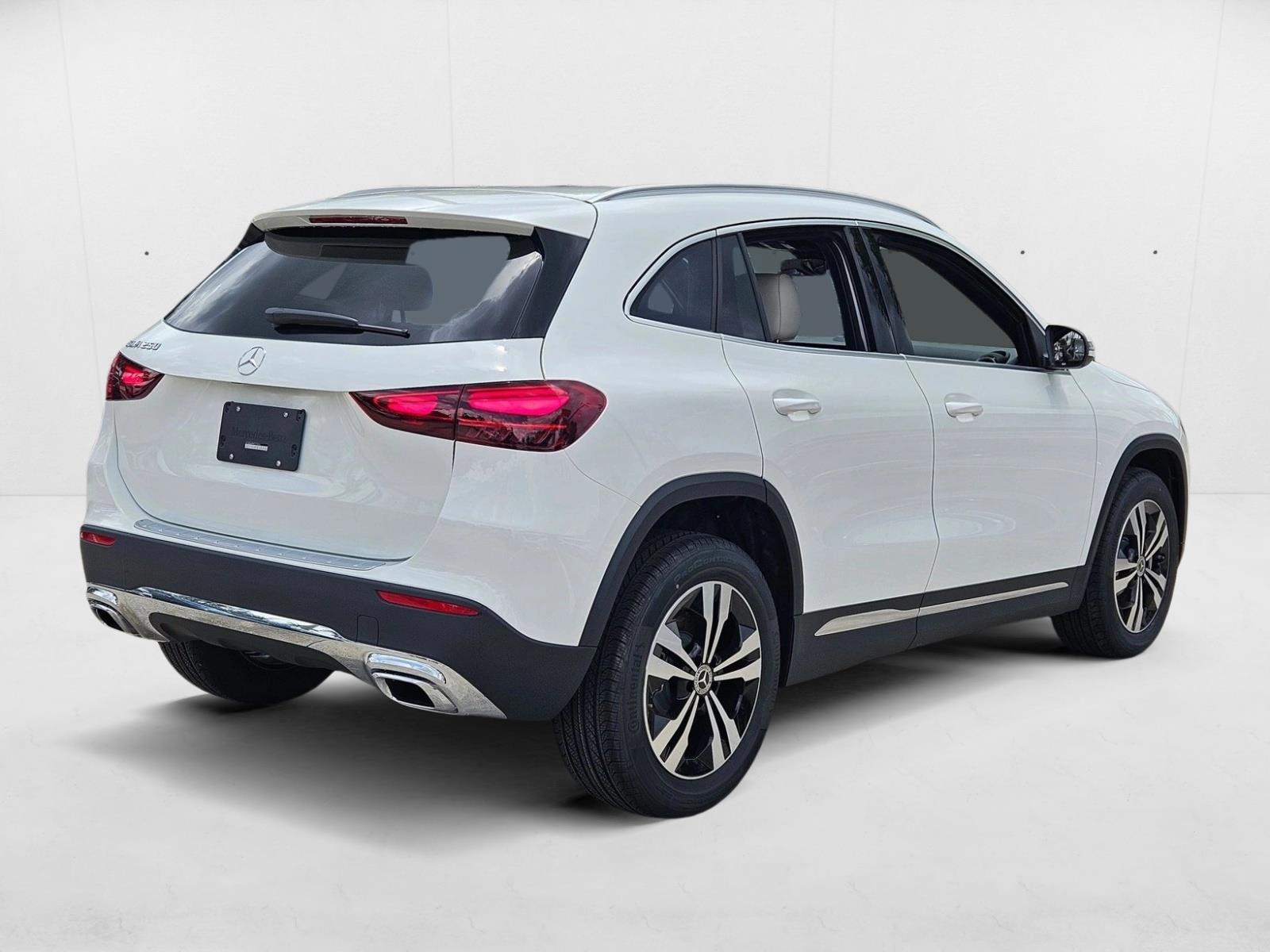 2026 Mercedes Benz GLA 250 photo 2