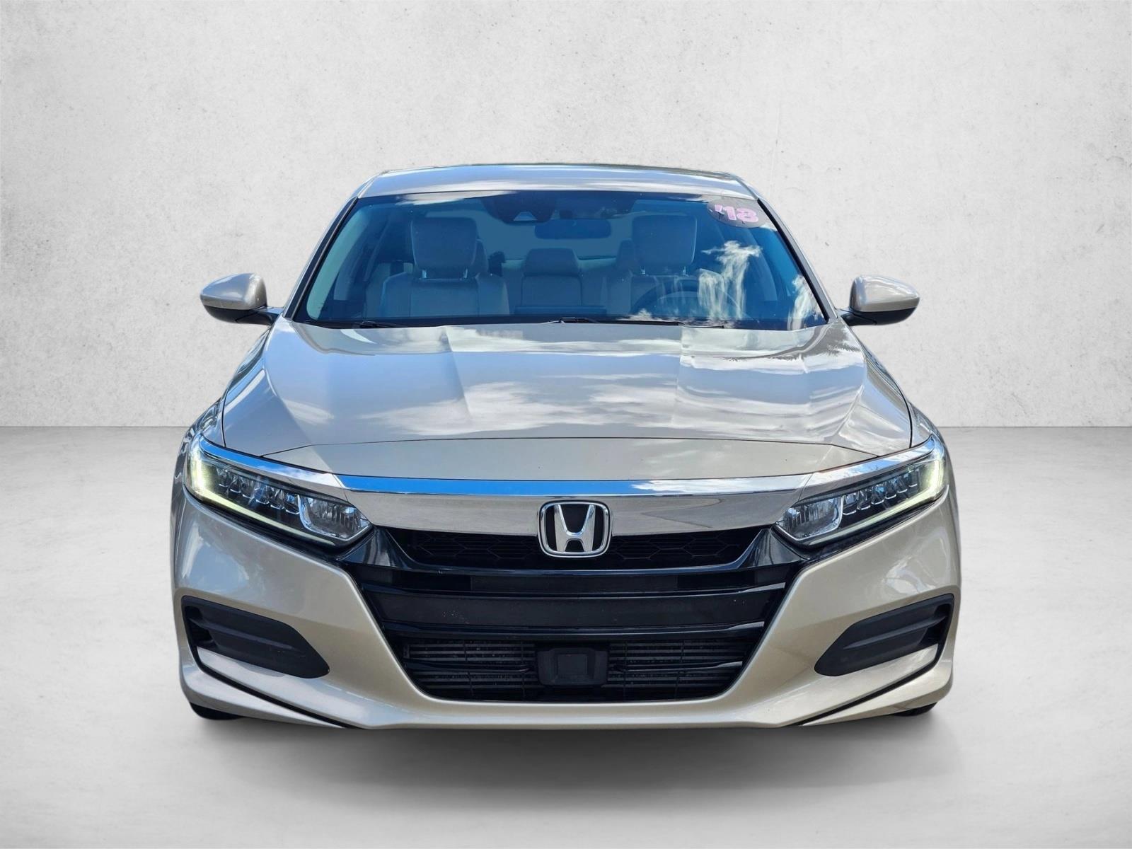 2018 Honda Accord LX photo 2